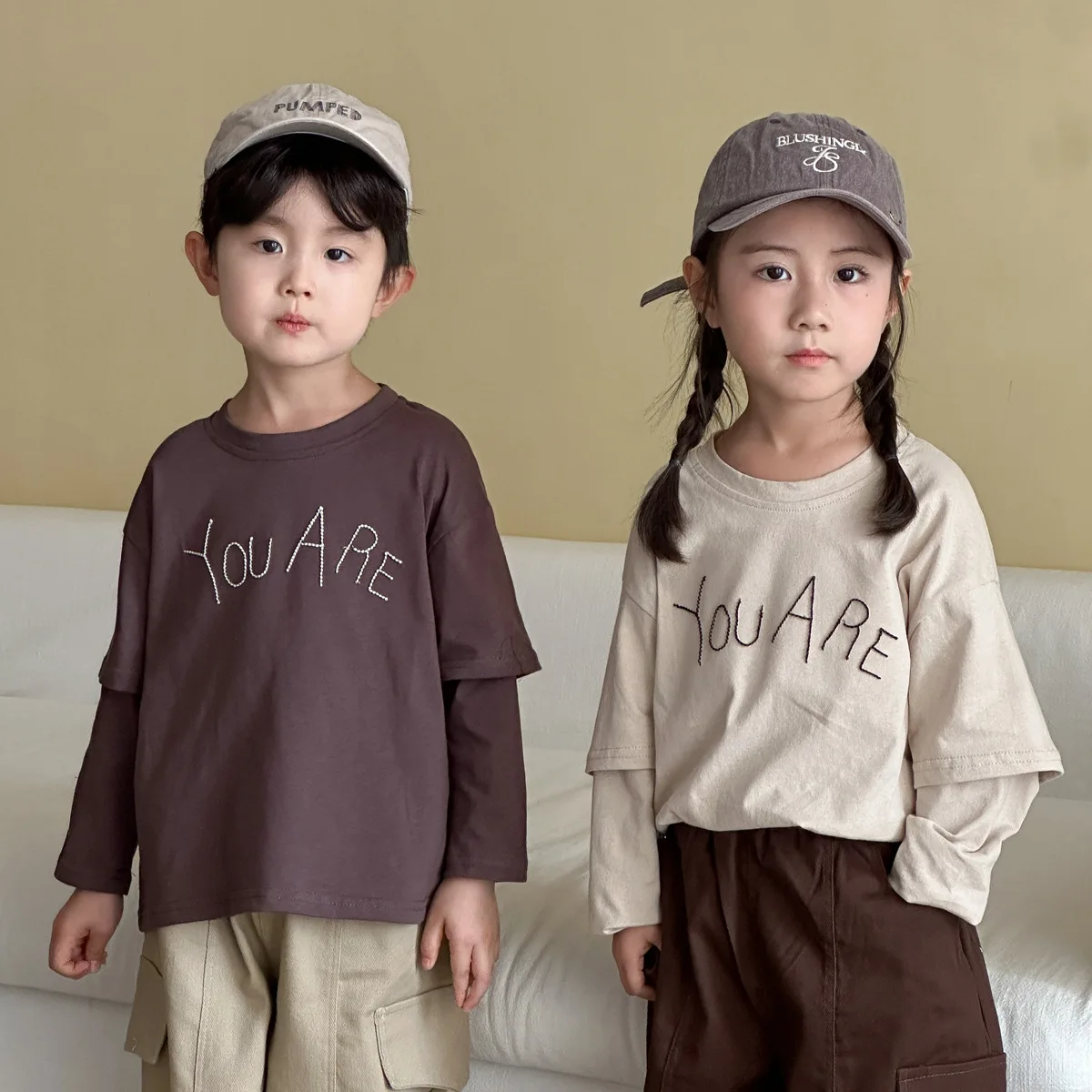 Nuevas camisetas holgadas de manga larga de otoño para niños, camisetas informales de algodón con letras para niñas, camisetas de fondo versátiles, ropa para niños