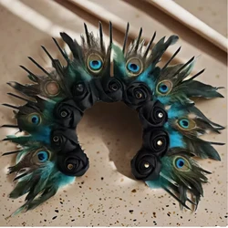 Diadema dorada con plumas de pavo real infantil elegante para niña