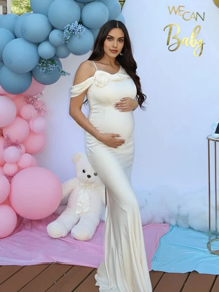 Vestido satén con un solo hombro para sesión de maternidad blanco - imagen 5