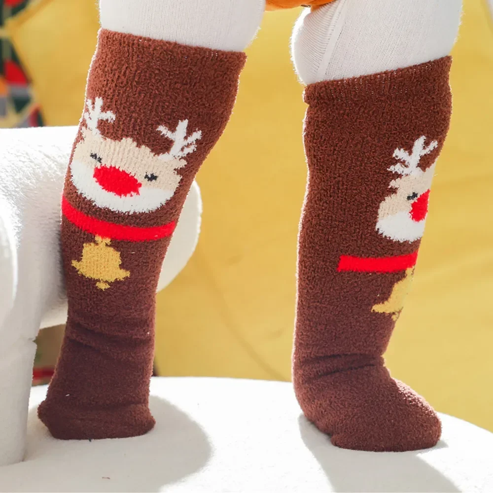 Calcetines de terciopelo coral para niños – suaves y cómodos - imagen 3