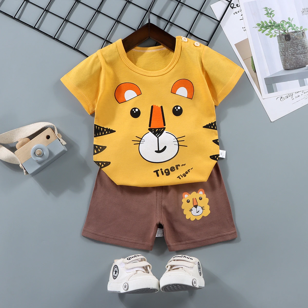 Conjunto bebé verano algodón manga corta camiseta y pantalón - imagen 2