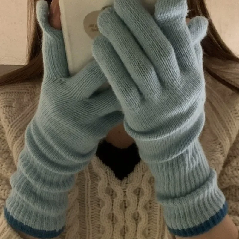 Guantes de invierno con pantalla táctil para niños: diseño perforado sin dedos unisex, transpirable, cálido, de moda para uso diario. - imagen 3