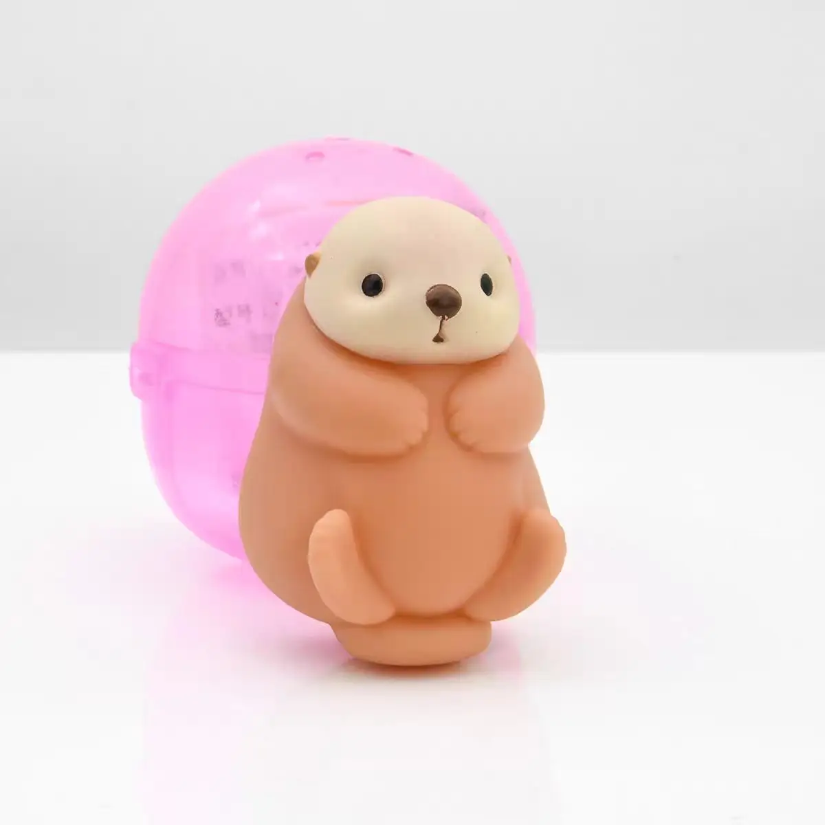 Figura de acción genuina auténtica Gacha flotante Otter lindo baño goma suave juguete para apretar modelo de adorno - imagen 2