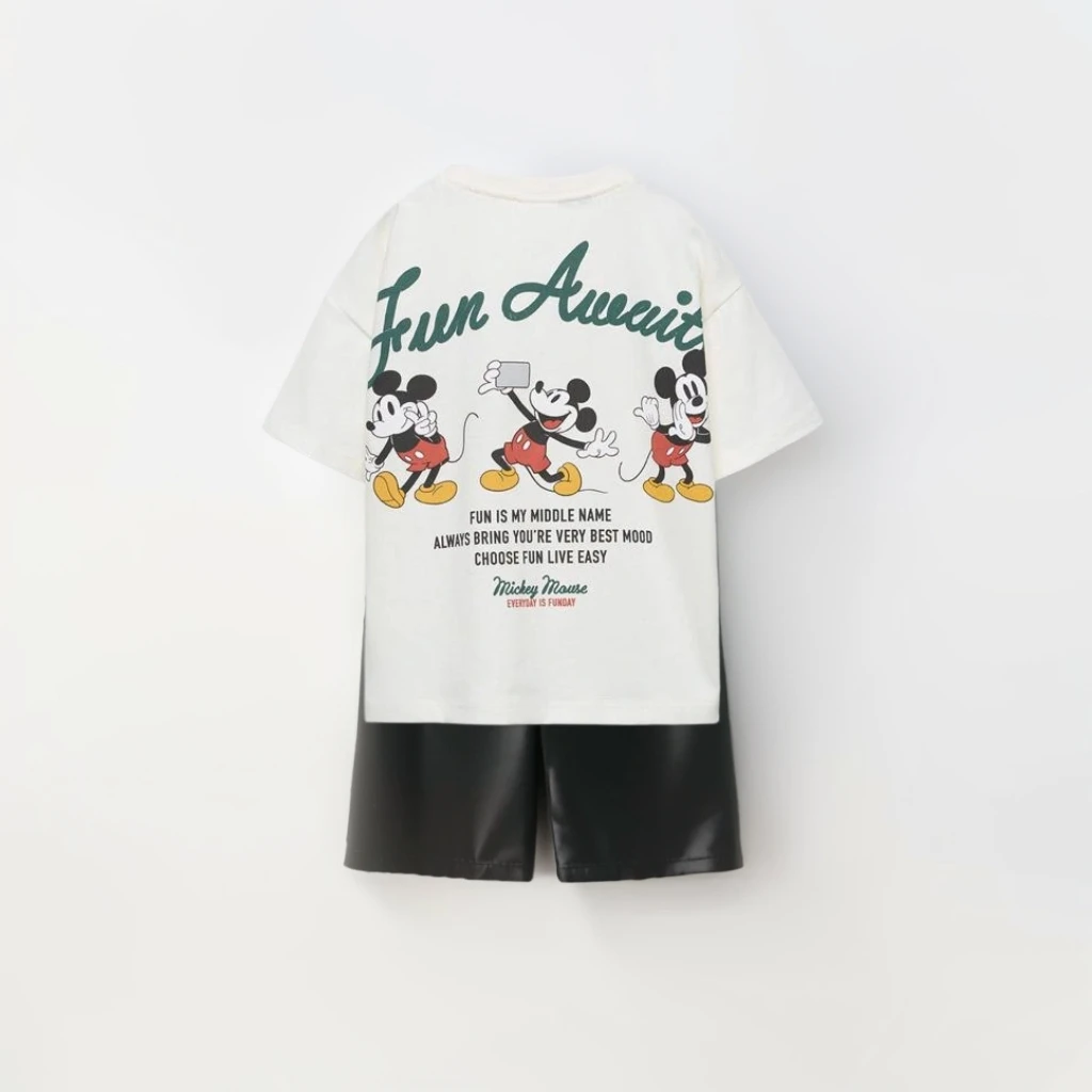 Conjunto veraniego de camiseta estampada y pantalón para bebé - imagen 4