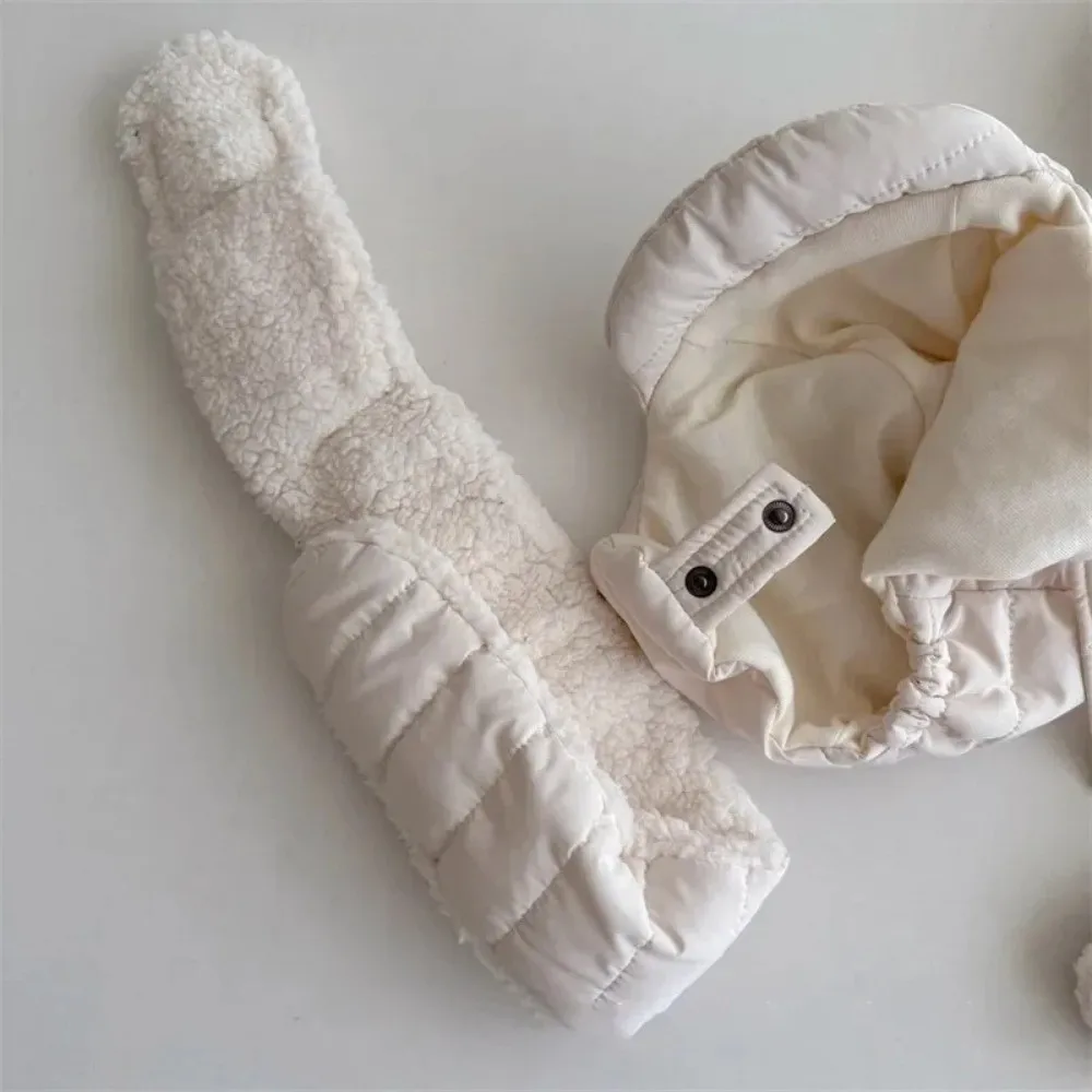 Gorro con protección de orejas