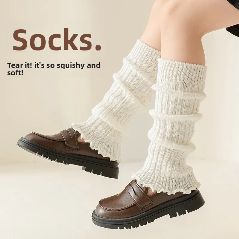 Calcetines de punto de estilo coreano de primavera-otoño para niñas: calcetines de media pantorrilla JK holgados con volantes de clase A, cálidos y de moda para niñas con estilo. - imagen 2