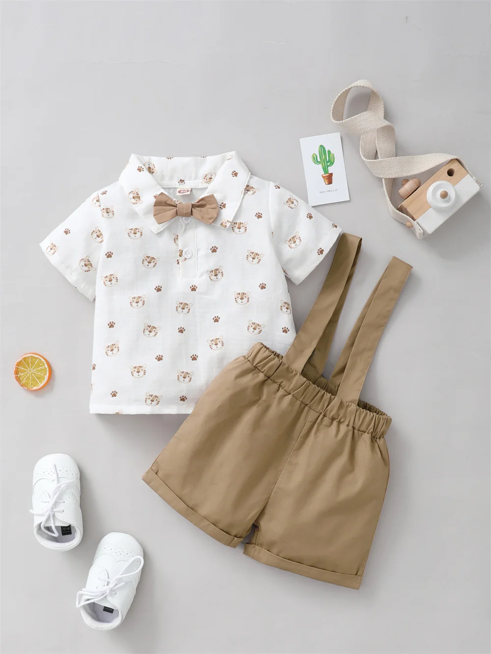 Conjunto infantil estampado tigre con tirantes y lazo 0-2 años - imagen 4