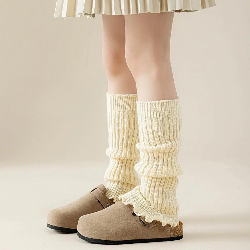 Pololos de punto con volantes de encaje para niño - imagen 3