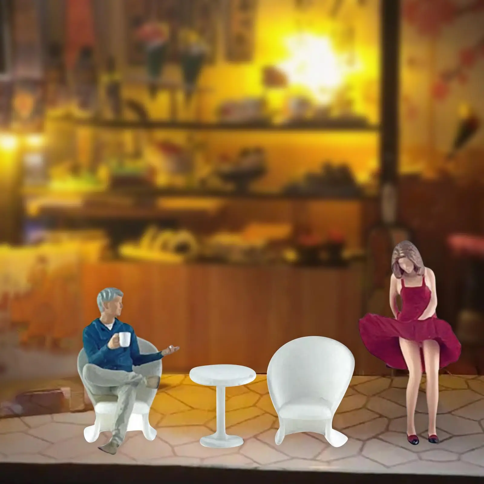 2Pcs 1/64 Couple Model Collection Resin Afternoon Tea Scene for Diorama Dollhouse Scenery Landscape Photography Props Decoration