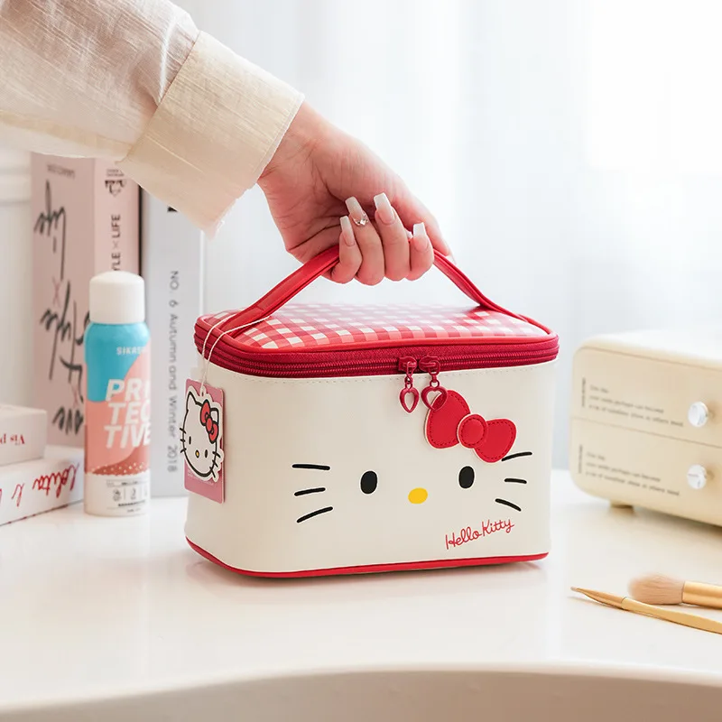Hello Kitty-Red