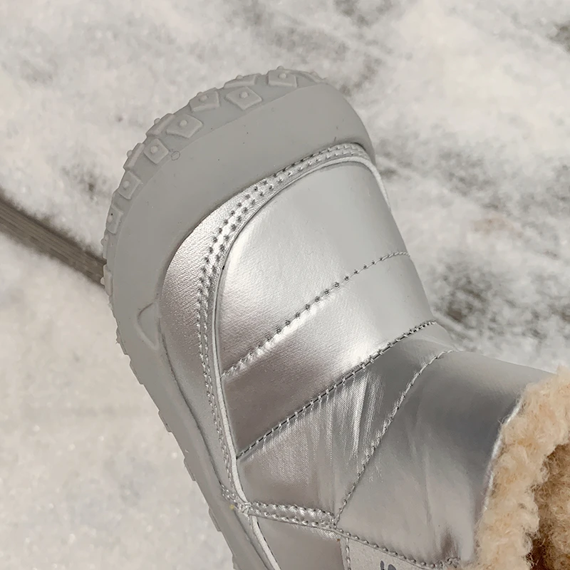 Otoño Invierno niños zapatos bebés niños niñas botas de nieve al aire libre a prueba de viento impermeable antideslizante suela suave niños pequeños botas de felpa - imagen 4