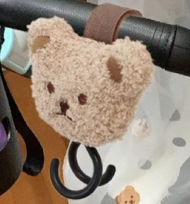 brown sticker bear B