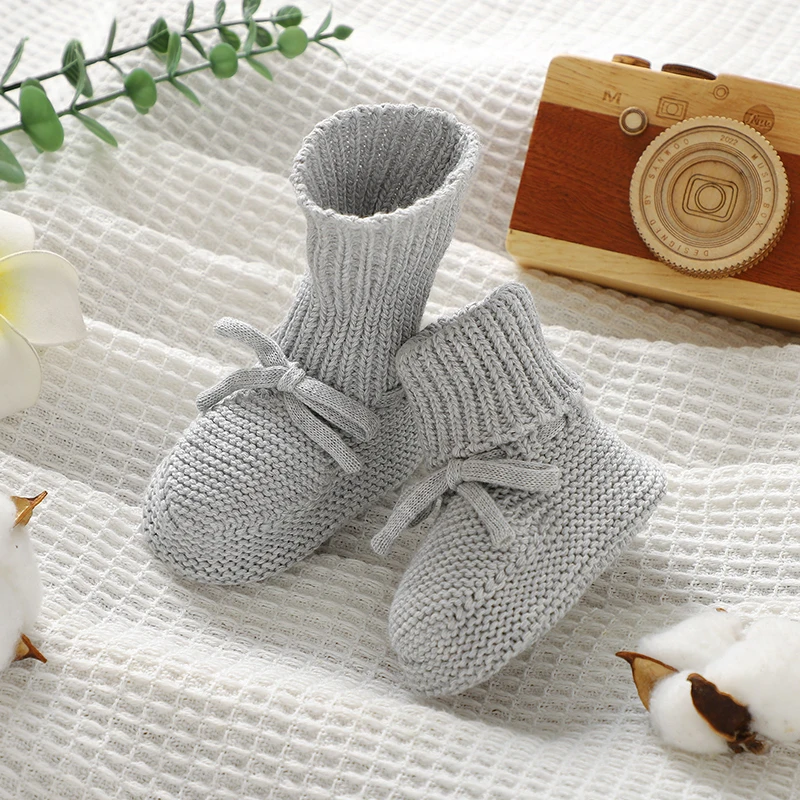 Botas de bebé tejidas de algodón con lazo – calzado liso - imagen 4