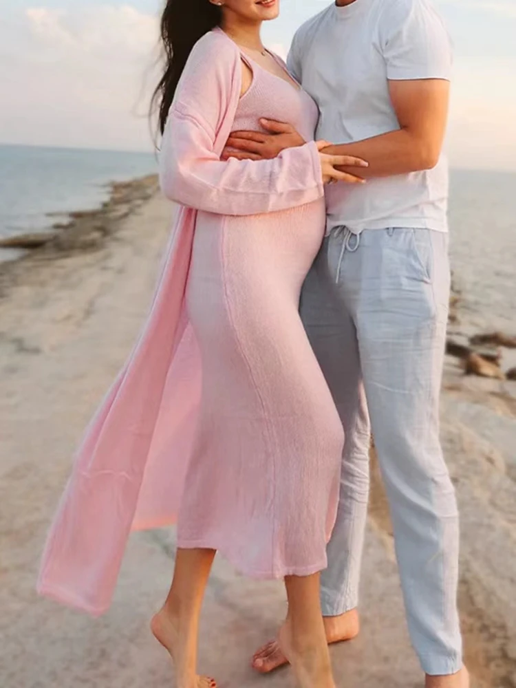 Vestido maternidad dos piezas rosa punto con cárdigan para fotos - imagen 4