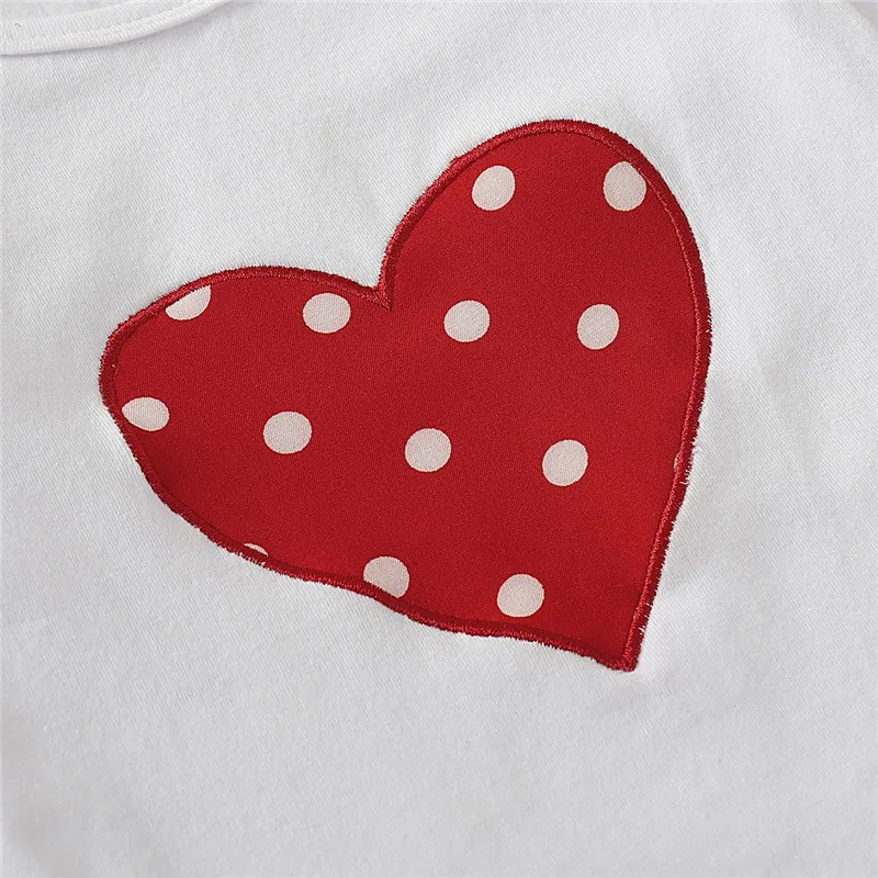 Conjunto pelele corazón para bebé niña – Con diadema floral - imagen 5