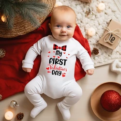 Newbron mono de bebé estampado San Valentín invierno
