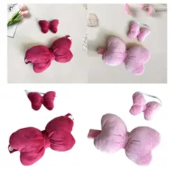 Accesorios para muñecas: lazos, diademas y ropa en miniatura