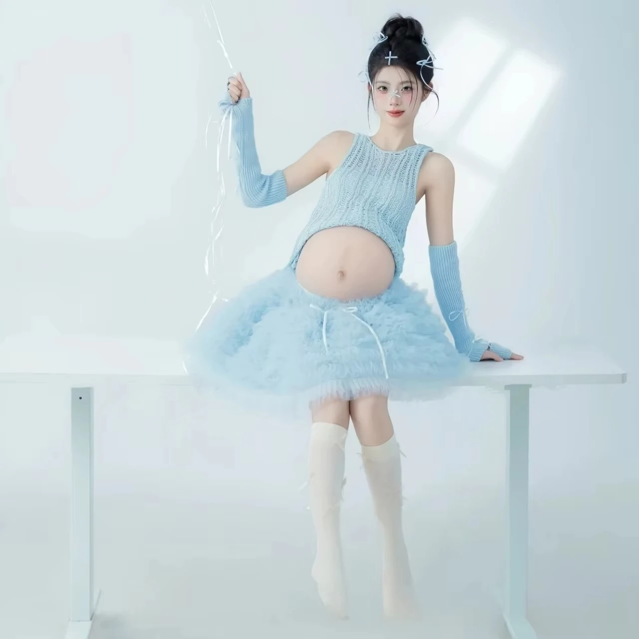 Vestido de maternidad azul con falda tutú para sesión de fotos - imagen 2