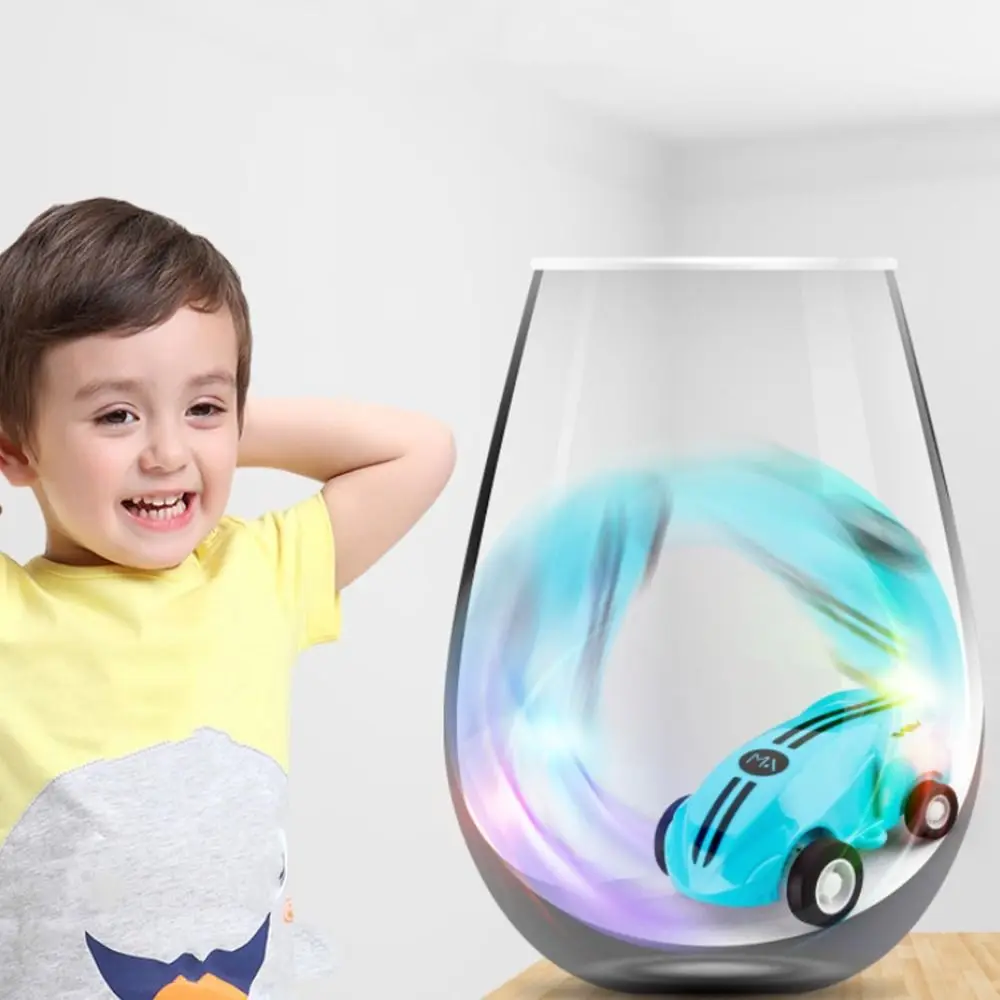 Mini coche RC de alta velocidad, rotación rápida de 360 grados, luminoso, truco de giro, deriva, coche pequeño con luz, regalo de Navidad para niños - imagen 3