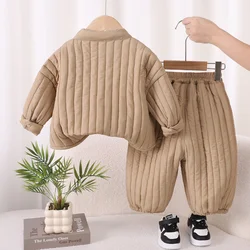 Conjunto de invierno para niña – Chaqueta acolchada y pantalones