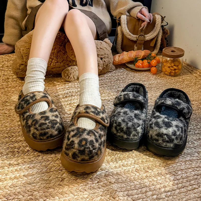 2023 neue Vintage Leopard Flauschigen Hausschuhe Für Frauen Winter Warme Schuhe Dicke Sohle Weiche Plüsch Mädchen Indoor Straße Baumwolle Schuh - imagen 2
