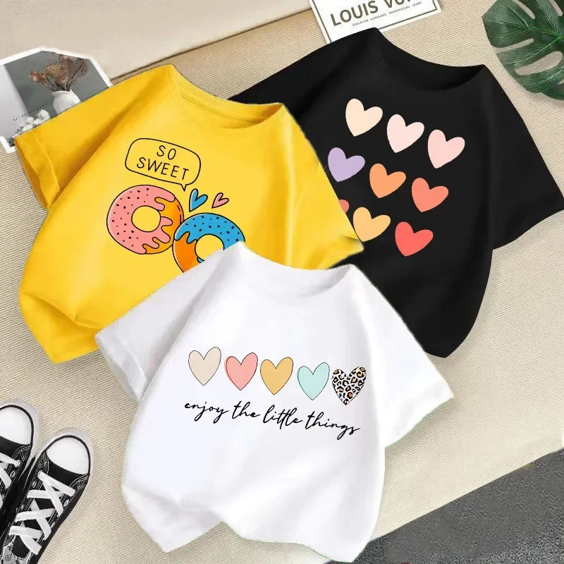 Camiseta con corazones de amor de arcoíris para niños, ropa informal para niños y niñas, camiseta básica de media manga para bebé de manga corta a la moda - imagen 3