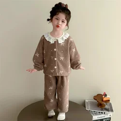 Conjunto de pijama infantil de lana con pajarita y cárdigan