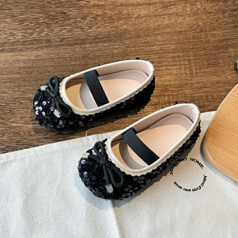 Zapatos antideslizantes para niñas, zapatos versátiles para niños, zapatos de princesa simples, nuevos zapatos individuales de moda, zapatos de suela blanda para niños de boca poco profunda - imagen 3