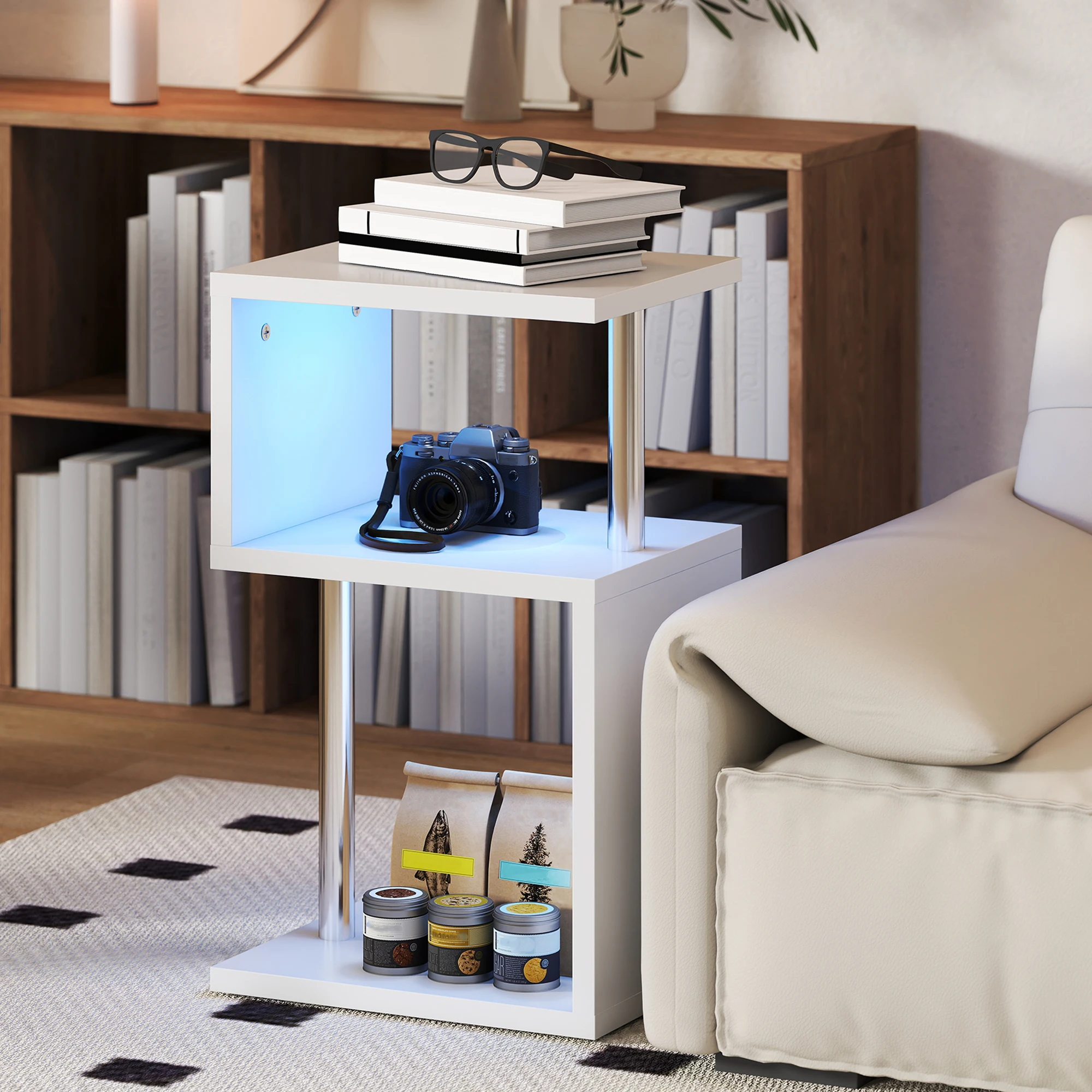 HOMCOM Mesa Auxiliar con Luz LED de 3 Niveles Mesita Auxiliar Moderno con Forma de S Estantes Abiertos y Estructura de Aluminio para Salón Dormitorio 44x38x75 cm Blanco Brillo