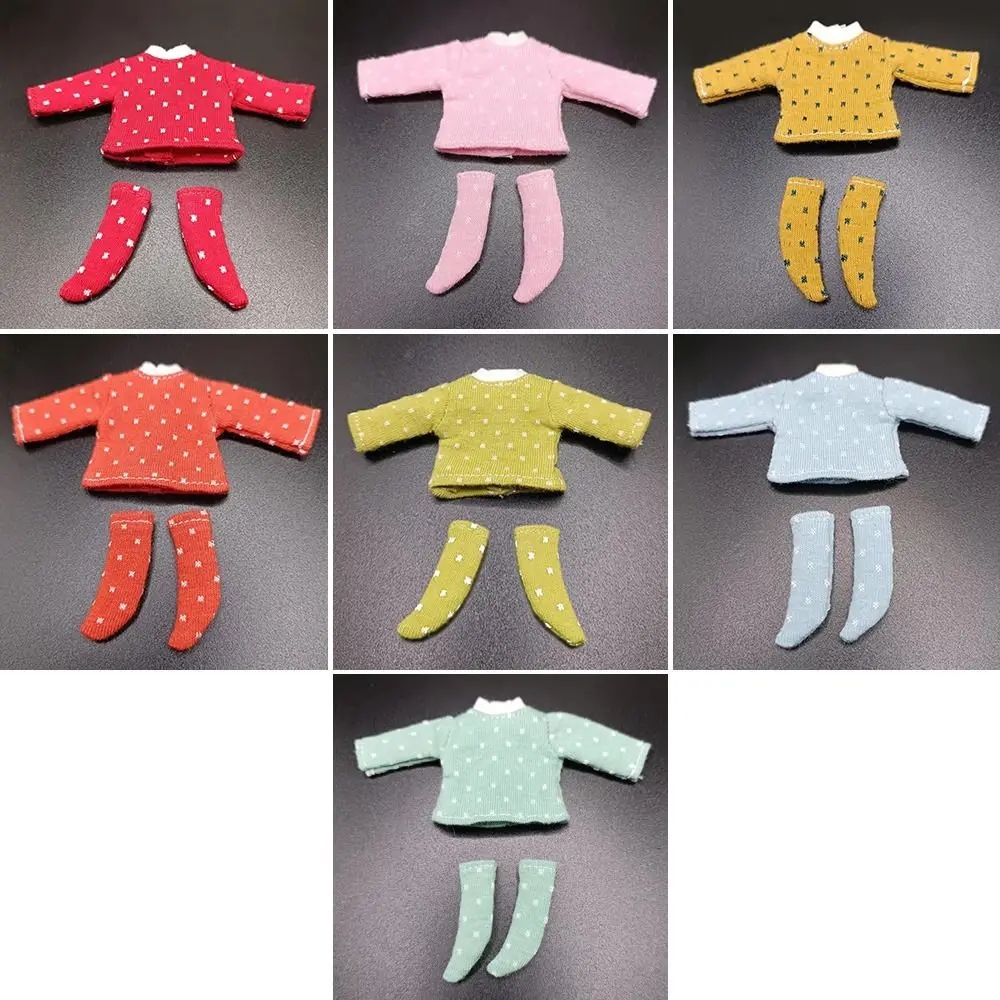 Una serie de pijamas para niños en diferentes colores