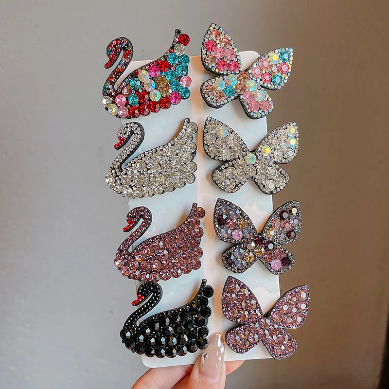 Horquilla infantil de mariposa con piedras decorativas para niña - imagen 2