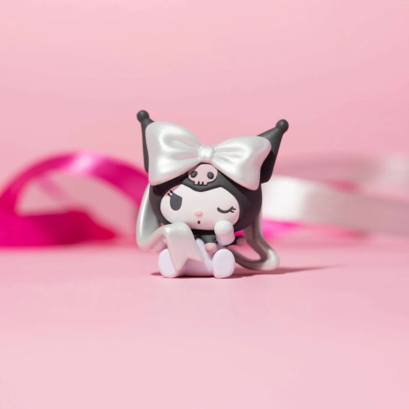 Caja sorpresa Sanrio: figuras Kuromi, My Melody y Cinnamoroll - imagen 2