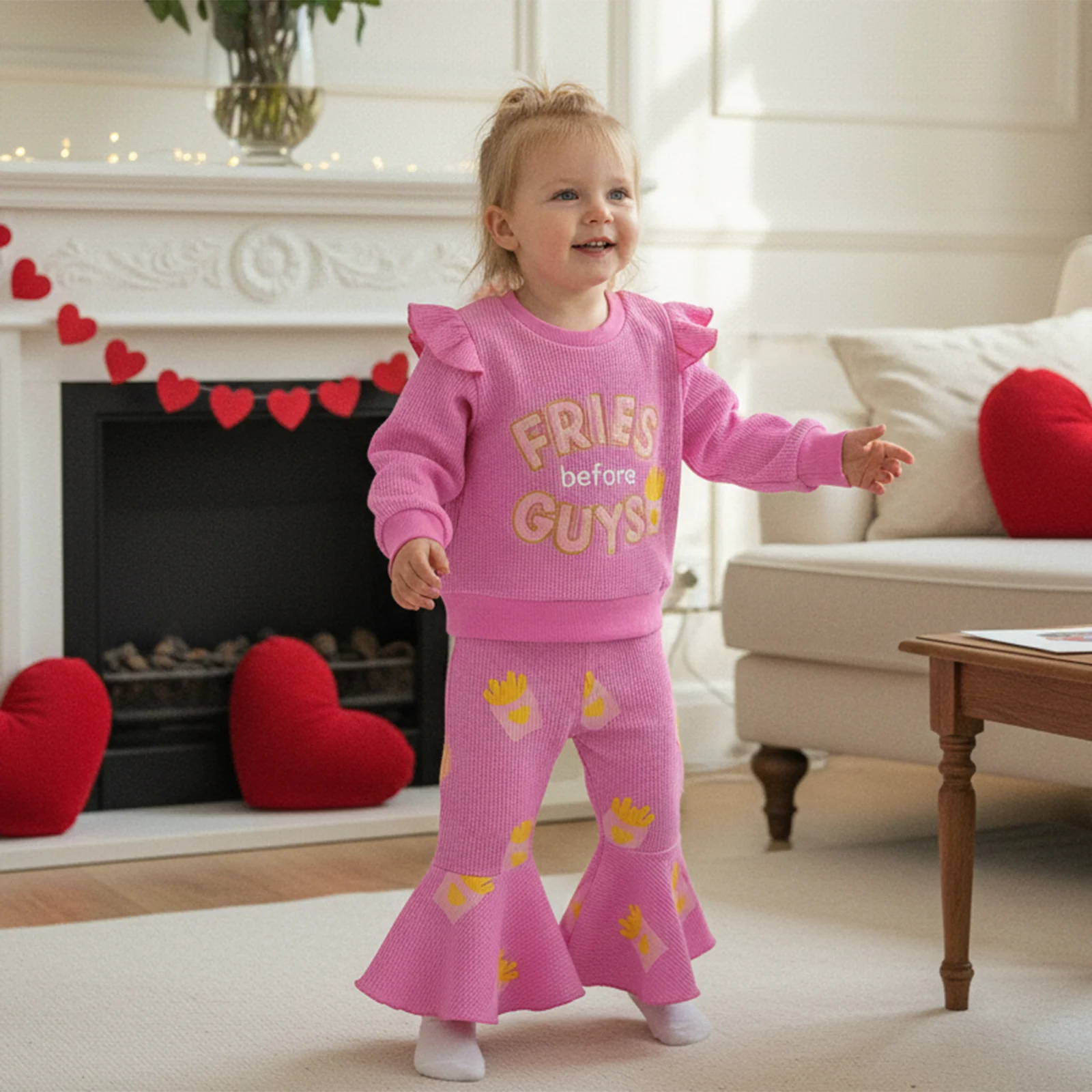 Suefunskry Conjunto para el Día de San Valentín para niñas, sudadera con letras bordadas de manga larga y pantalones acampanados con estampado de patatas fritas - imagen 3