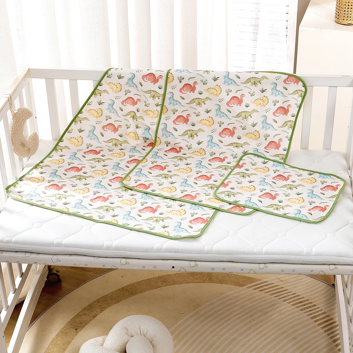 HappyFlute-alfombrilla para cambiar pañales de bebé, lavable, de 3 tamaños, de algodón suave, portátil, impermeable, cambiador, colchón para bebés - imagen 2