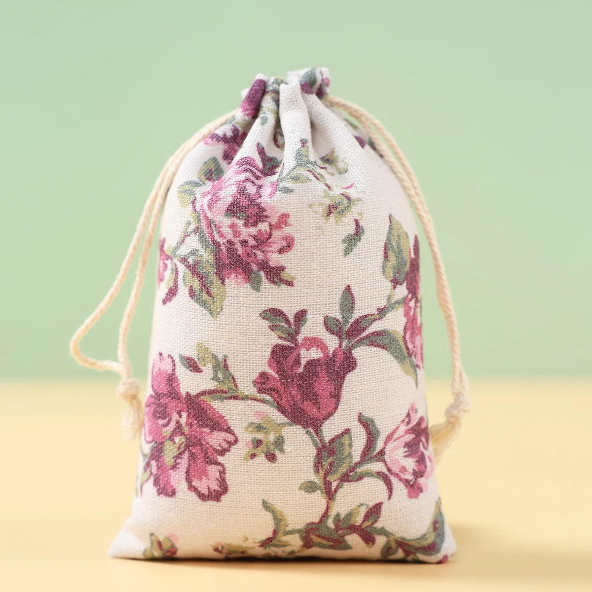 6 uds. Bolsas de regalo de yute de lino con flores moradas, bolsas con cordón, saco de algodón, bolsas de regalo para boda, fiesta de cumpleaños, regalos de navidad - imagen 2