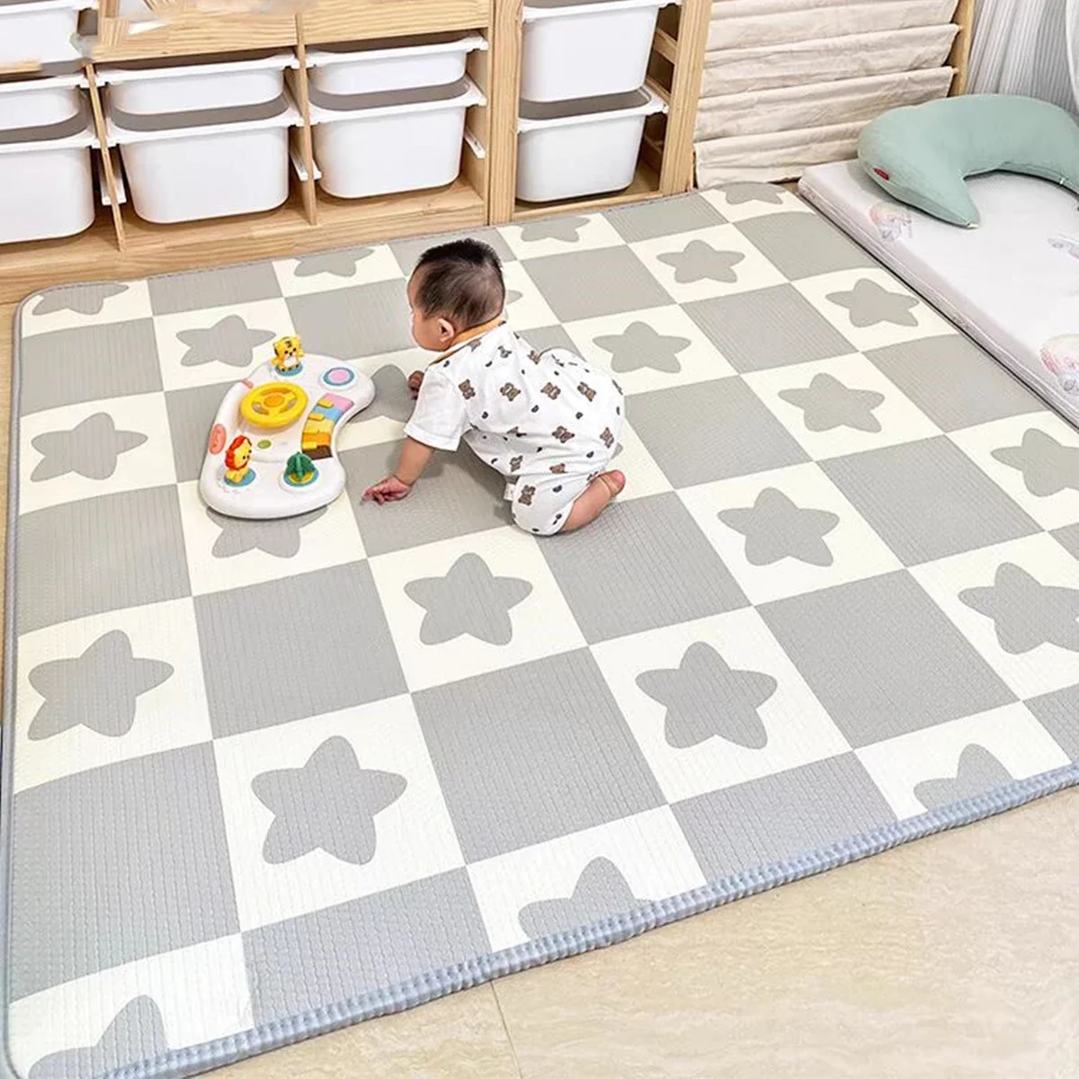 Alfombra educativa de juego para bebés – En habitación infantil