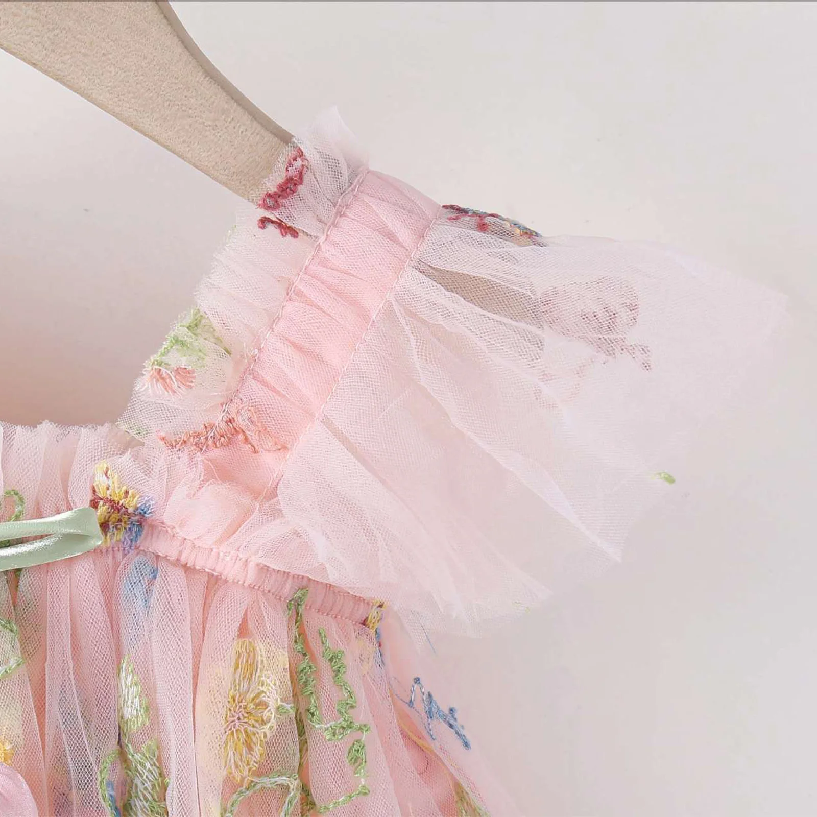 Vestido princesa niña sin mangas con bordado floral y tul - imagen 5