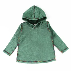 Camiseta mezclilla verde con capucha - Manga larga para niño