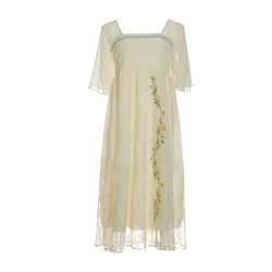 Vestido maternity de gasa bordada para verano – Holgado y elegante