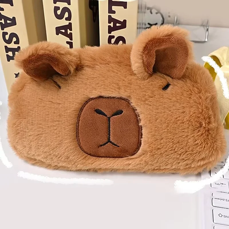 Estuche de felpa Capabara multifuncional para lápices y niños - imagen 3