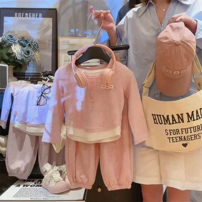 Conjunto de blusa y pantalón estampado para bebé niña - imagen 5