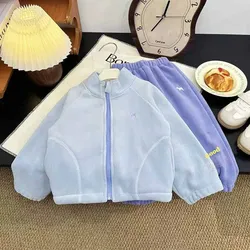 Conjunto de lana para niña con abrigo cremallera y pantalón