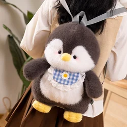 Mochila infantil de peluche con forma de pingüino