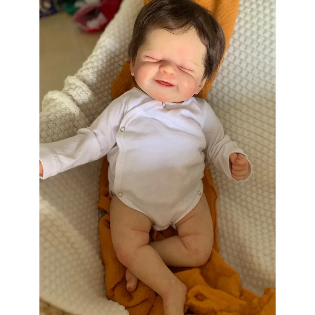 Bebe Alisha, muñecas Reborn ya terminadas, cara sonriente, muñeca durmiente para recién nacidos de la vida Real para niños, juguetes para niños, regalos - imagen 5