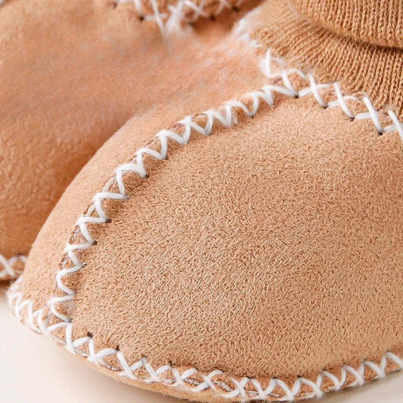 Zapatos gruesos de cuero de ante para bebé, botines cálidos de felpa para invierno, botines de piel para niñas, botines Unisex de piel de oveja para niños, primeros caminantes - imagen 3