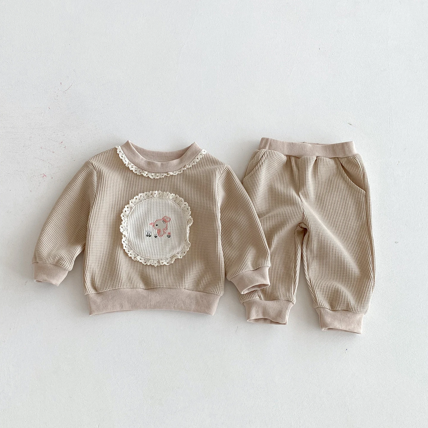 Conjunto de ropa de otoño para niñas de 9m-4 años, Sudadera con capucha y pantalones para niñas pequeñas, traje de 2 uds para niñas, traje de gofres para niños, ropa de abrigo informal para uso diario - imagen 4