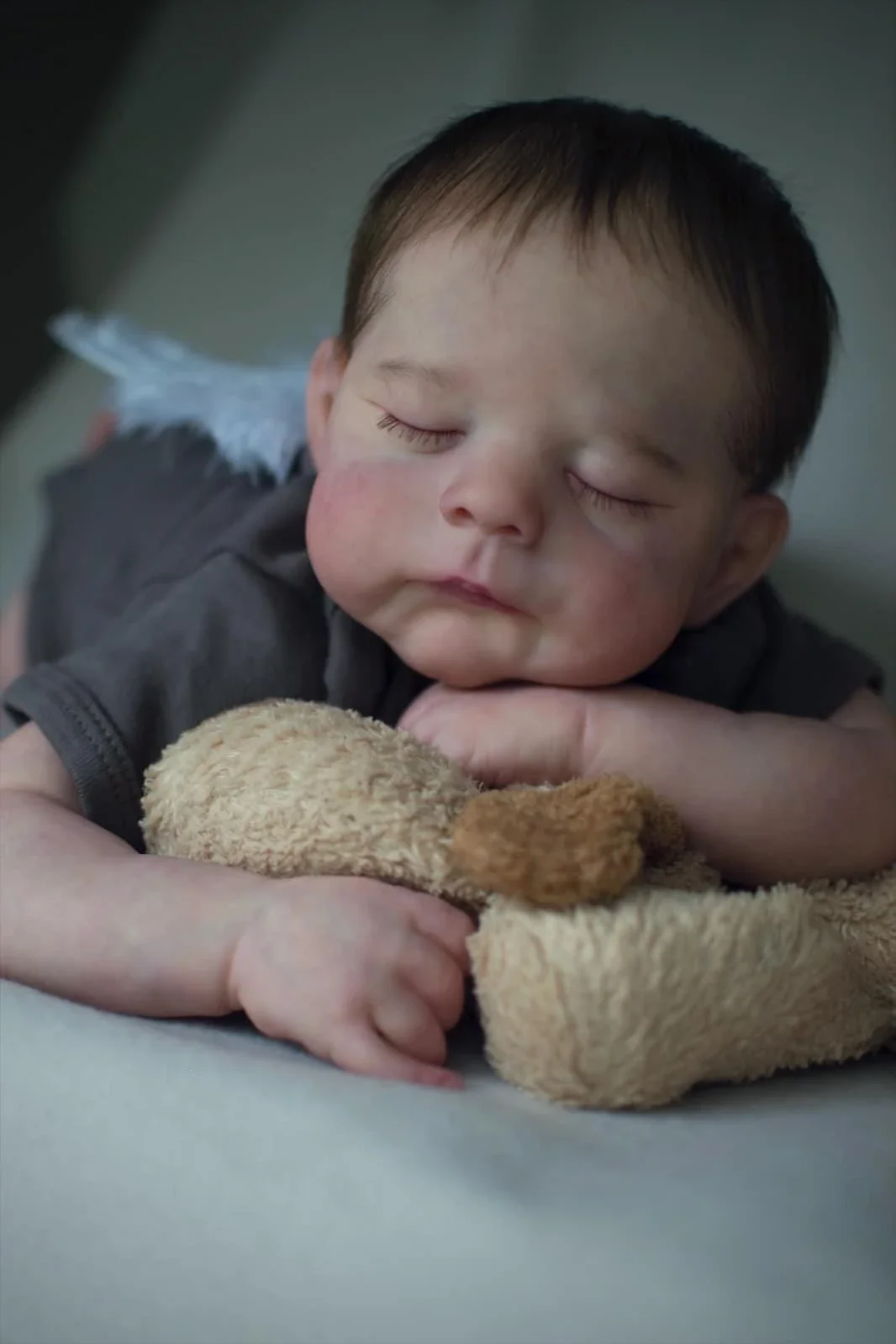 NPK 19 ''realista suave al tacto bebé de peluche múltiples capas pintura 3D piel Erica raíz pelo muñeca Reborn - imagen 4