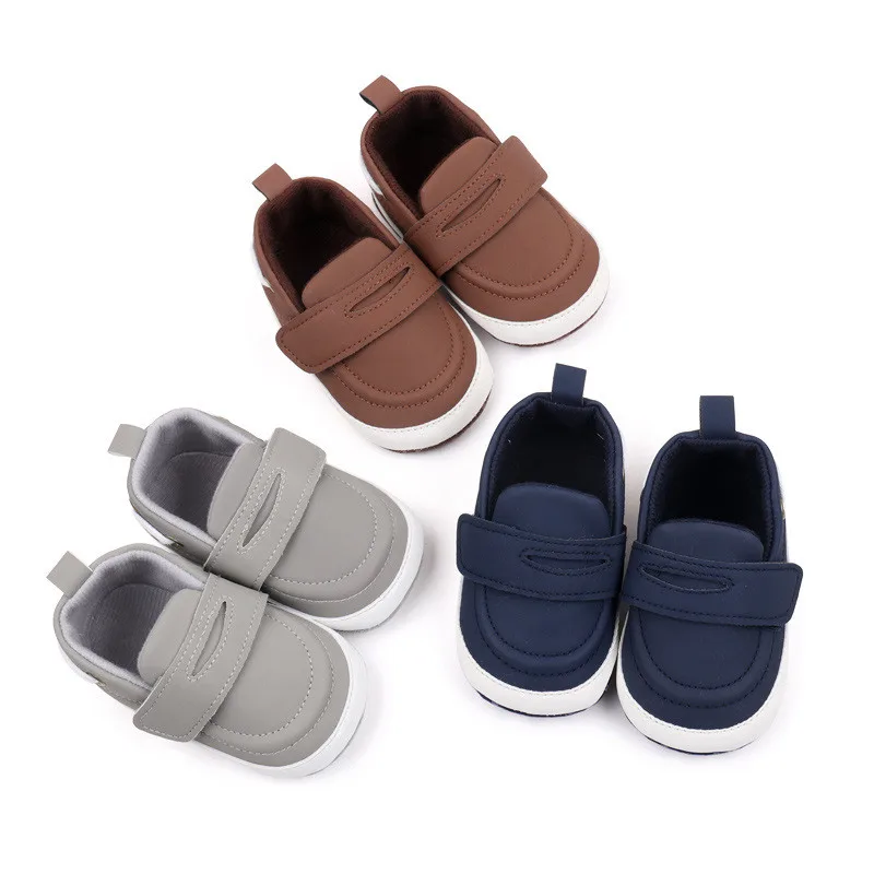 Zapatos de bebé en PU vista lateral con suela flexible