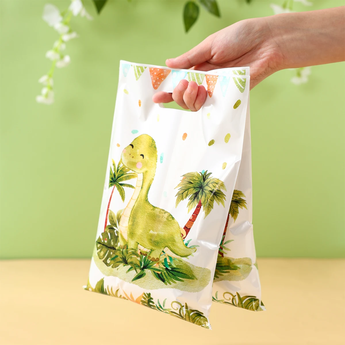 Bolsas de regalo con dinosaurios para cumpleaños infantiles - imagen 2