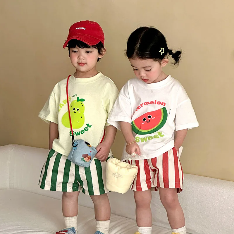 Conjunto de verano para niña – Camiseta estampada y pantalón de rayas - imagen 4